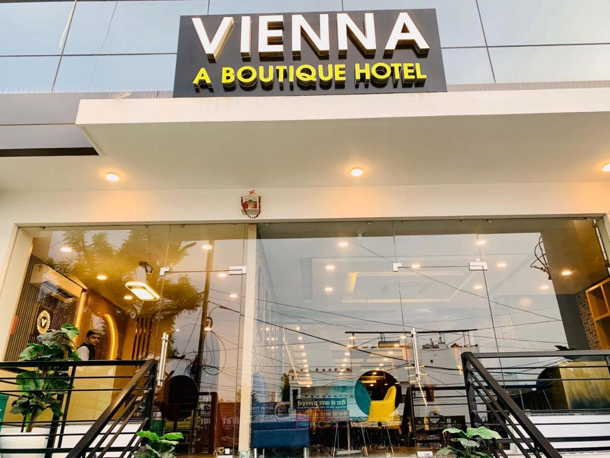 Vienna- A Boutique Hotel Jaipur Bagian luar foto